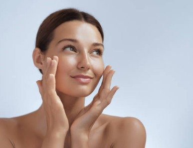 चेहरे की नैचुरल ग्लो के लिए 5 आसान घरेलू नुस्खे