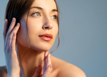 बॉडी केयर रूटीन: नमी और निखार कैसे बनाए रखें